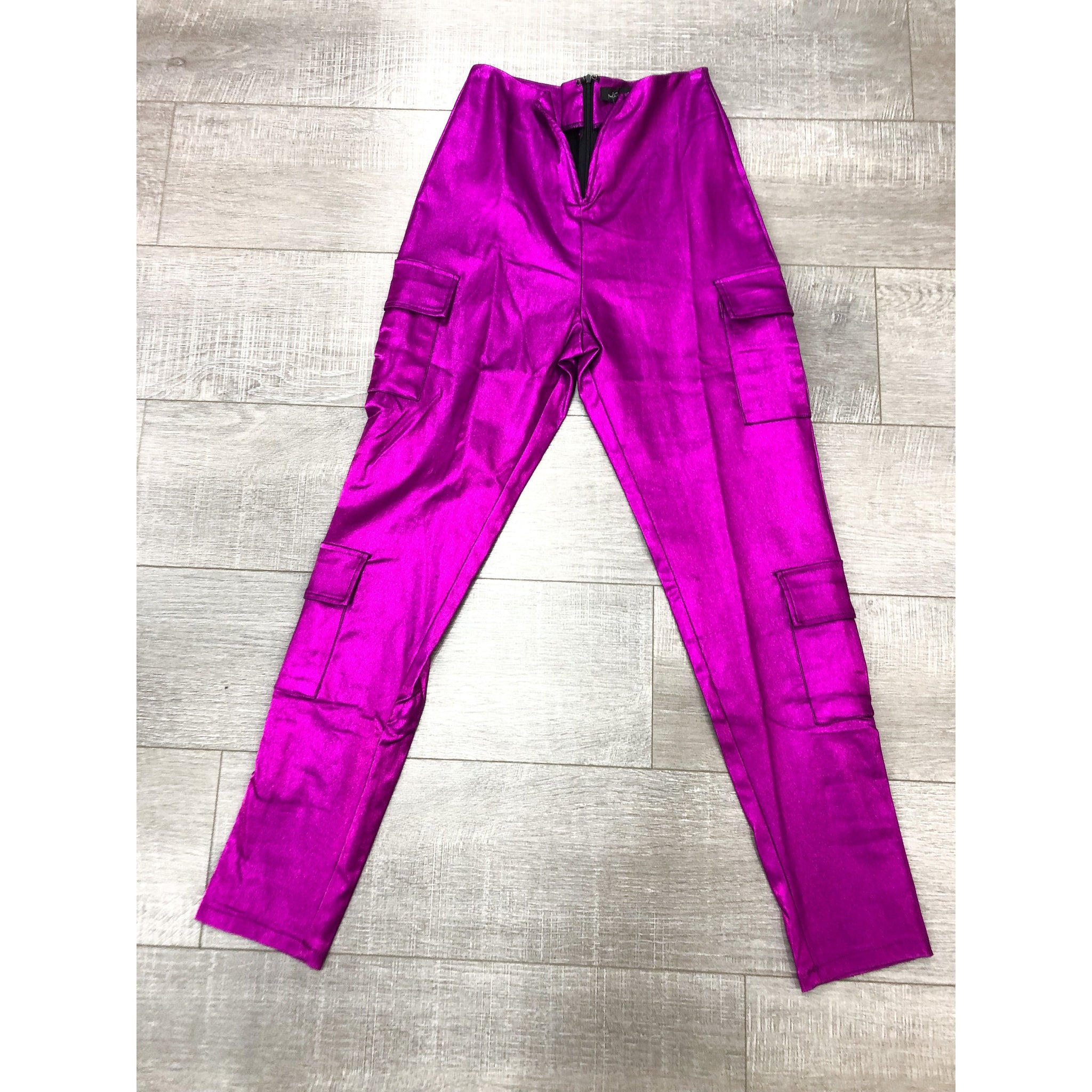 Shimmery Chic “V” cut Pocket Pants Fuschia